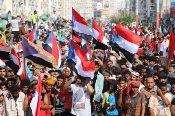 وردنا قبل قليل اغتيال قيادي كبير بالحراك الجنوبي وسط مدينة عدن "الاسم"