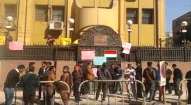 بدء التحقيق في قضية السطو على المنح الدراسية للطلاب اليمنيين في مصر