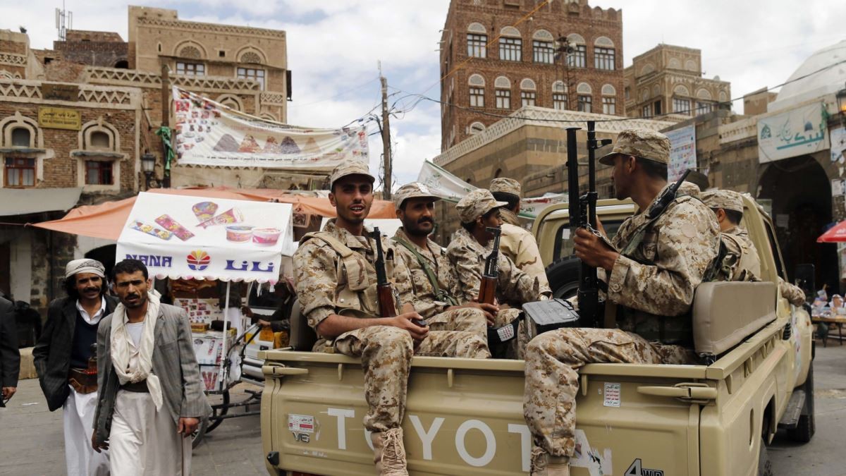 مليشيا الحوثي تضع قيودا جديدة على مستخدمي الانترنت في اليمن