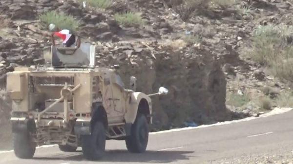 الجيش يعلن قطع خطوط الامداد على مليشيات الحوثيين في مديرية الصفراء بصعدة