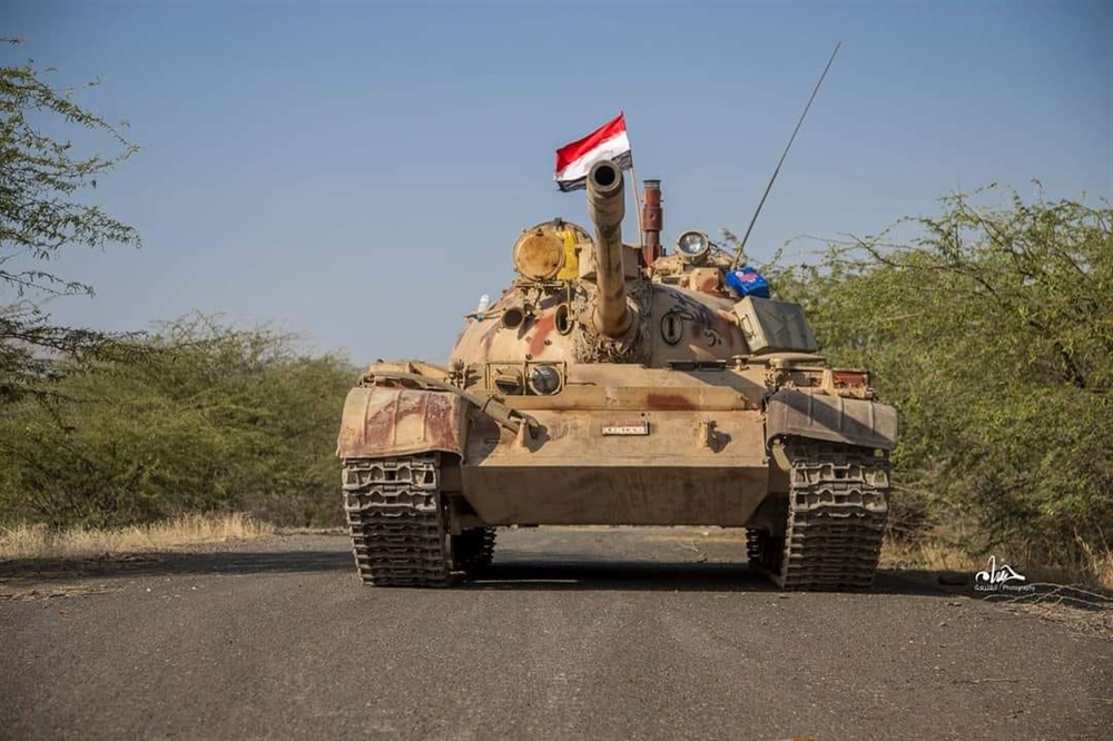 الجيش يحاصر ميليشيا الحوثي بجبهات مقبنة وينكل بها في قعطبة وصرواح والكسارة