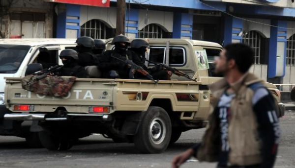 خطير.. شاهد ما الذي يقوم به الحوثيون في العاصمة صنعاء