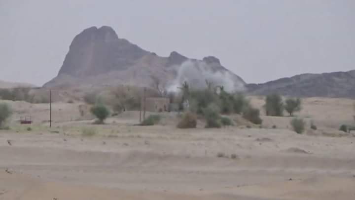 مليشيا الحوثي تقصف قرى العود بالمدفعية الثقيلة