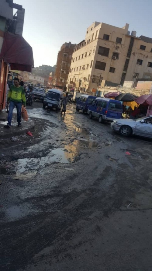 مواطنون بالتواهي: مياه الصرف الصحي تُغرق الشوارع (صورة)