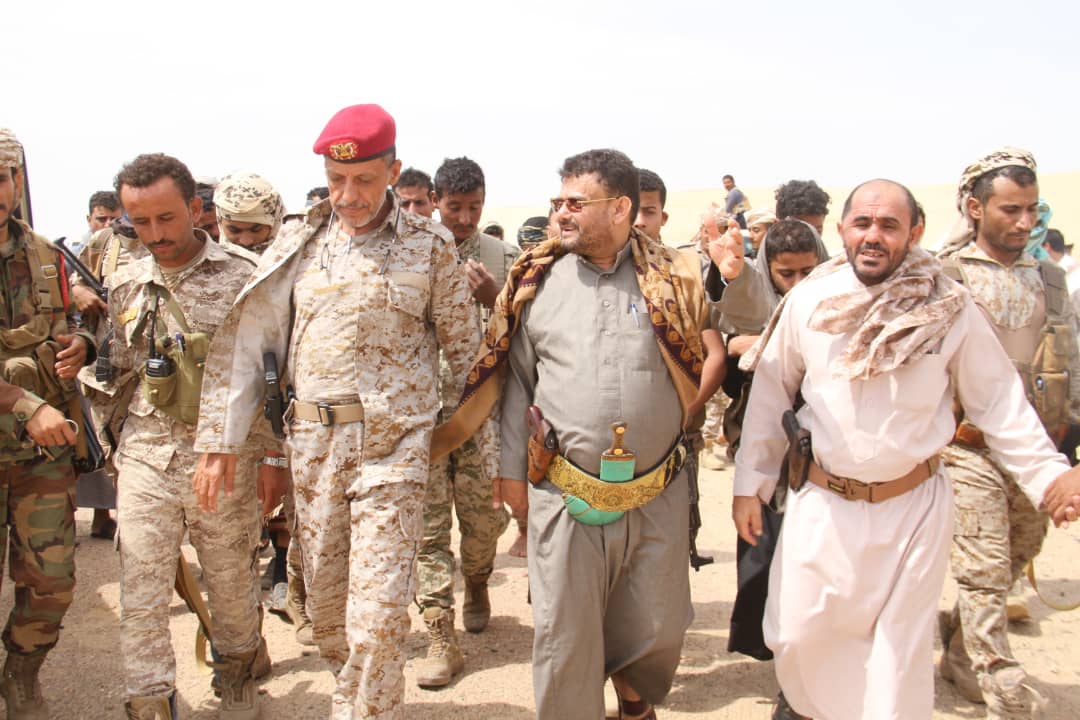 هيئة الإسناد الشعبي بمحافظة ريمة تنفذ زيارة عيدية  لأبطال الجيش الوطني في جبهات صنعاء والجوف.