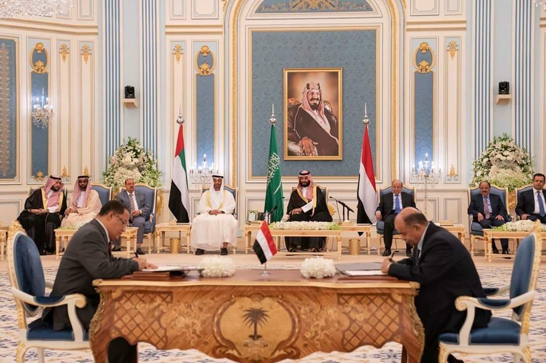 عاجل .. البرلمان العربي يجدد موقفه الثابت من الشرعية اليمنية ويبارك اتفاقية الرياض 