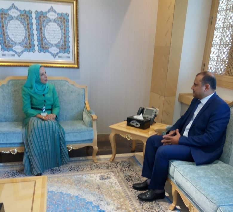 سلطنة عُمان تعفي الطلاب اليمنيين من الرسوم المقررة بالمدارس الحكومية ..«تفاصيل»