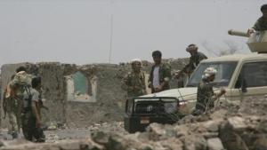إستشهاد وإصابة (15) جندياً بصاروخ حوثي أستهدف معسكر تدريبي في «الضالع»