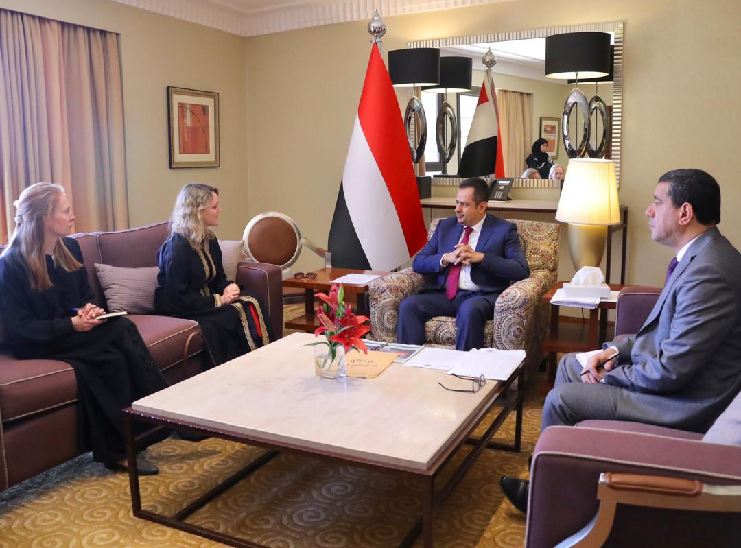 رئيس الوزراء يستقبل القائم باعمال السفارة البريطانية ..«تفاصيل»