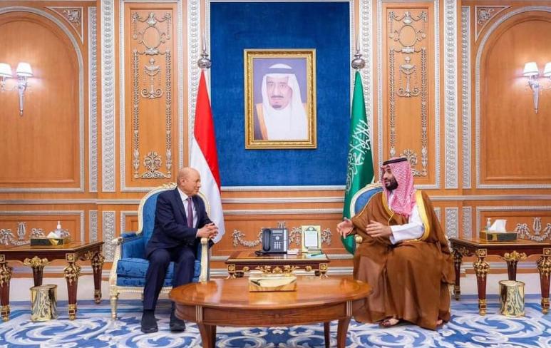رئيس واعضاء مجلس القيادة الرئاسي يلتقون ولي العهد السعودي