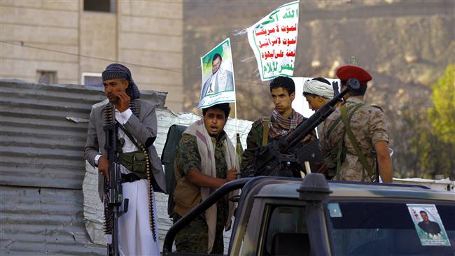 مقاتلات التحالف العربي تقصف معسكرا للمليشيا وسط اليمن