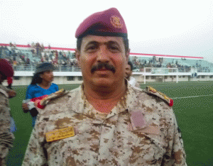 قائد الوية الحماية الرئاسية على راس المشاركين في تشييع جثمان الشهيد ابو اليمامة