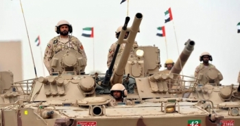 قوات عسكرية اماراتية تنسحب بعتادها من بعض المواقع في سقطرى