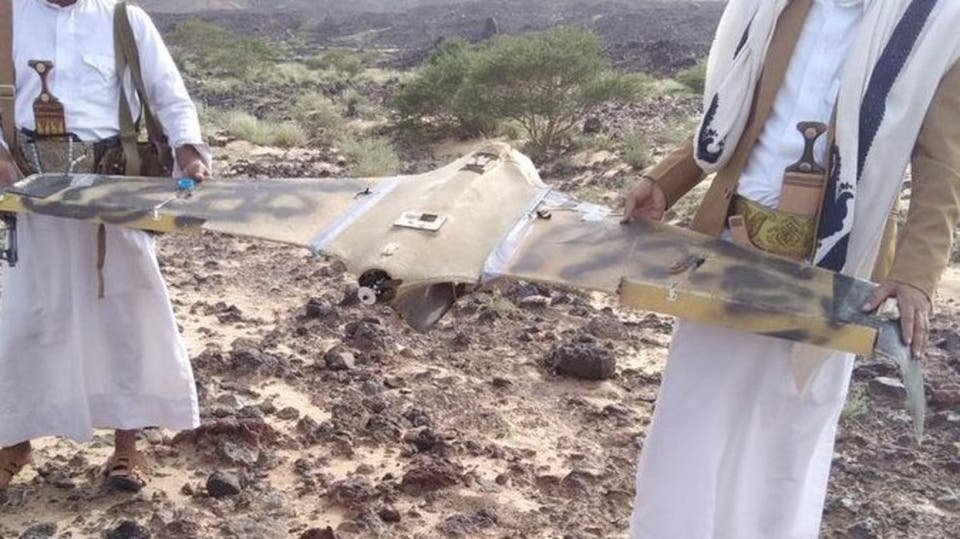 شاهد بالفيديو.. الجيش الوطني يسقط طائرة حوثية في صرواح