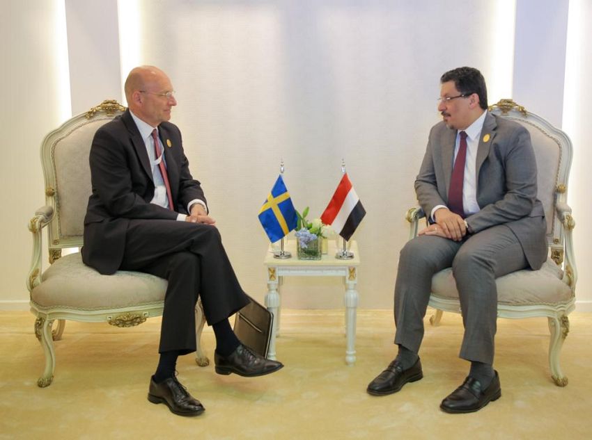 وزير الخارجية يبحث مع وزير الدولة السويدي سبل تعزيز العلاقات الثنائية