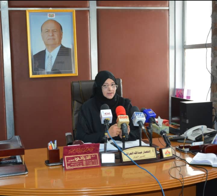 شركة النفط اليمنية تعلن أن مبيعات عدن من المشتقات النفطية بلغت 74 مليار ريال