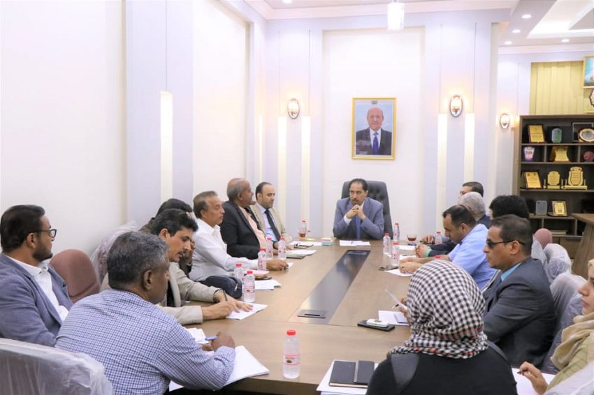 إجتماع في عدن يناقش مستوى الإنجاز في قطاعات وزارة الشباب والرياضة