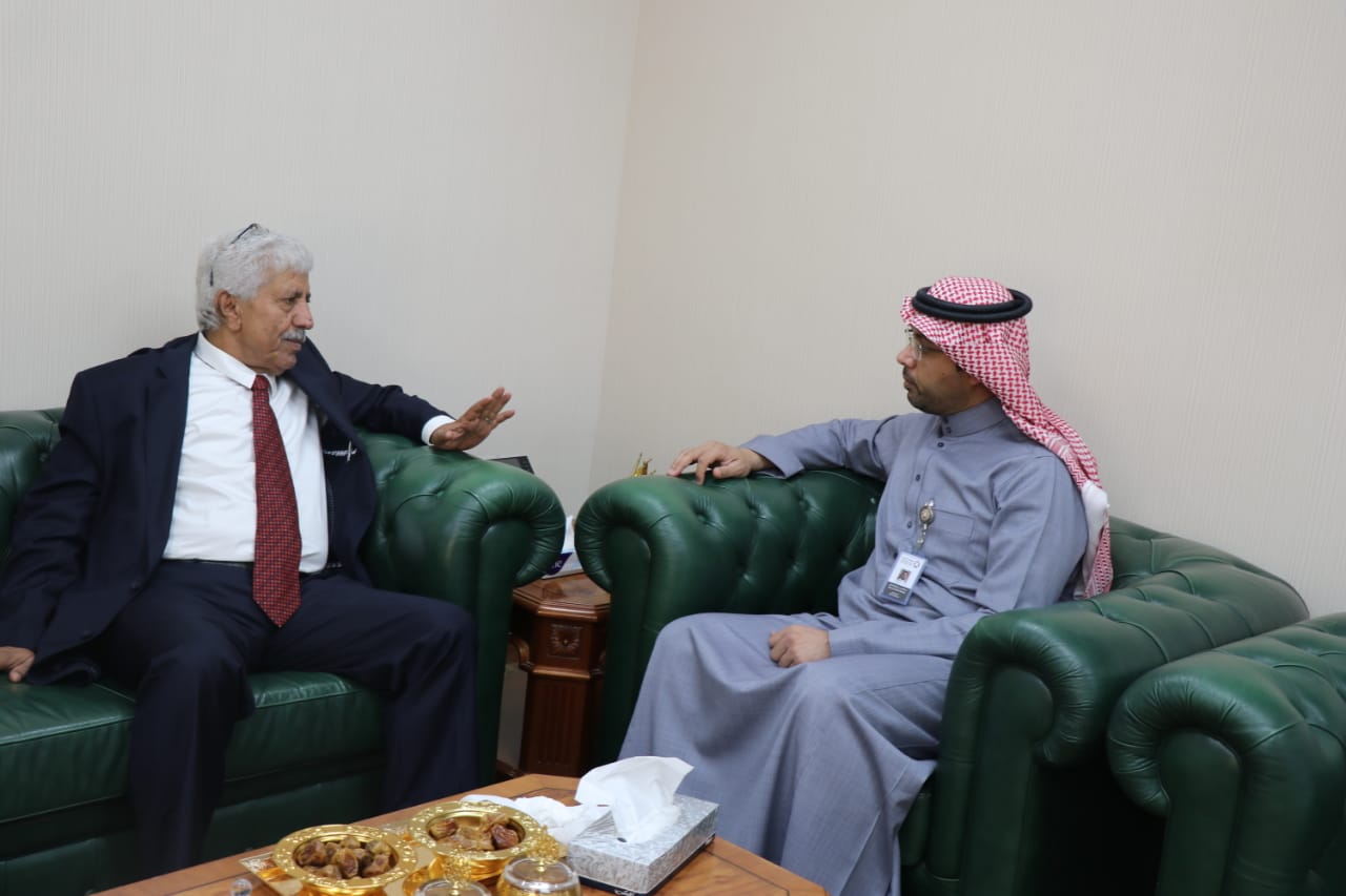 باعوم يبحث مع مسئول خليجي دعم القطاع الصحي في اليمن ..«تفاصيل»