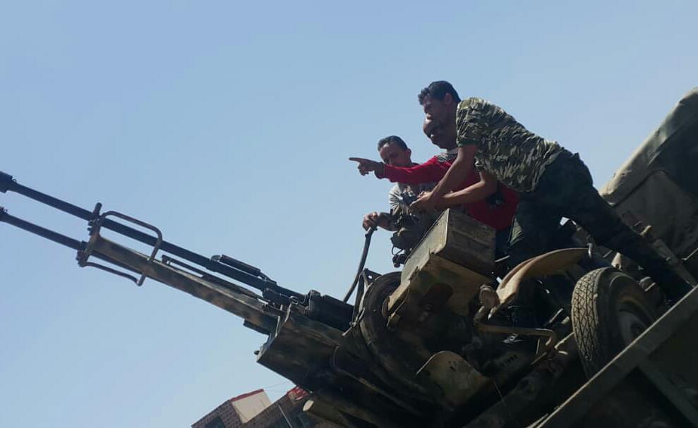 ورد الآن .. فرار جماعي لعناصر مليشيا الحوثي بعد هجوم عنيف للجيش الوطني بالضالع ..«آخر المستجدات»