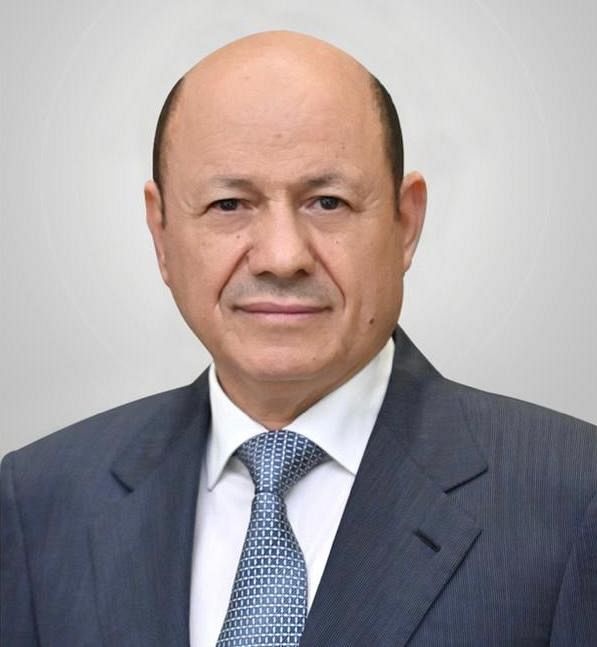 رئيس مجلس القيادة الرئاسي يعزي بوفاة الشيخ بحيبح