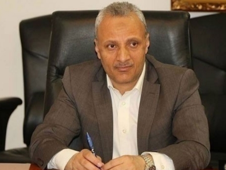 الحوثيون يُطيحون بقيادي «حوثي» من رئاسة الوزراء وهذا هو البديل