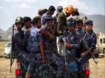مليشيا الحوثي تعاود مداهمة مراكز ومساجد الجماعات السلفية في مناطق سيطرتها