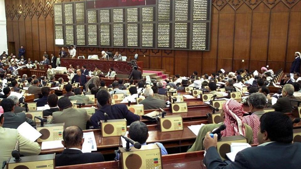 نائبان يمنيان يفران من قبضة مليشيا الحوثي إلى الحكومة الشرعية ..«تفاصيل»
