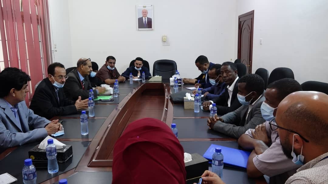 اجتماع يمني - اثيوبي مشترك في عدن يقر نقل 5 آلاف مهاجر غير شرعي إلى أديس أبابا