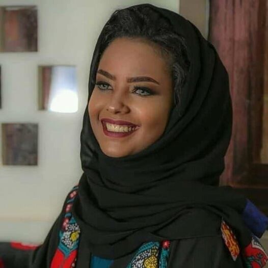 بعد أكثر من شهر على اختطافها .. مليشيا الحوثي الإنقلابية تحيل الفنانة وعارضة الأزياء اليمنية "انتصار الحمادي" للنيابة (تفاصيل) 