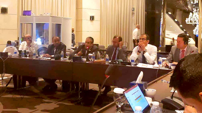 عمان.. الحكومة تناقش مع صندوق النقد الدولي الوضع الإقتصادي والسياسة النقدية والمالية في بلادنا