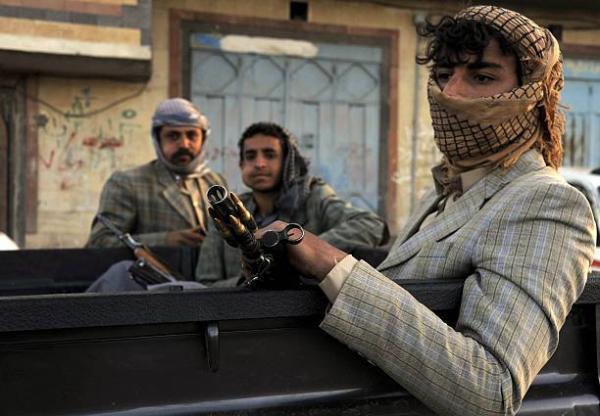 الحوثيون يعاودون اعتقال مختطفين سابقين بعد إطلاق سراحهم بأيام