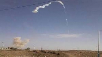 صاروخ باليستي يرتد عكسيا فوق عناصر الحوثي في صنعاء.. والحصيلة مرعبة