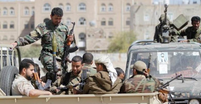 ميليشيات الحوثي تعدم بوحشية شيخاً قبلياً في البيضاء