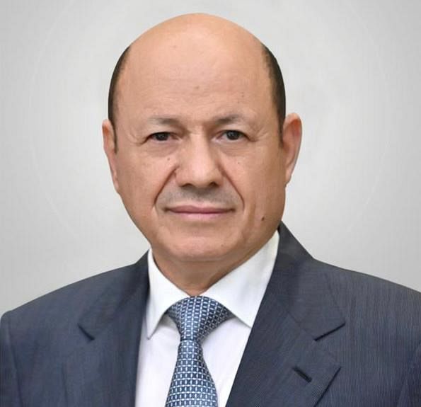 رئيس مجلس القيادة الرئاسي يعزي بوفاة الشيخ بحيبح