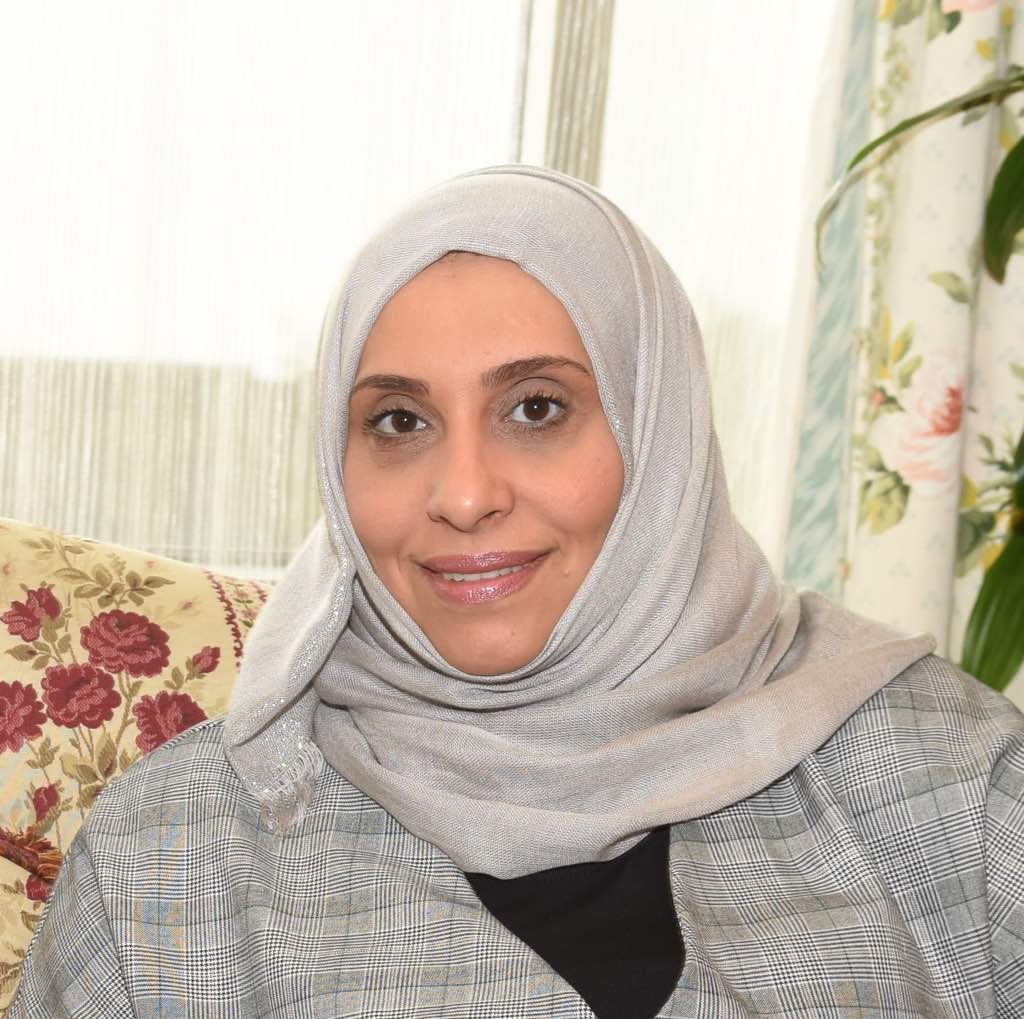 الحكومة تؤكد على أهمية دور المرأة اليمنية في بناء عملية السلام