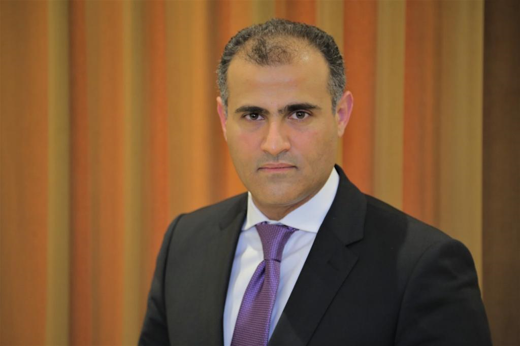 وزير الخارجية يشدد على سرعة التحرك لتفادي العواقب الوخيمة لخزان صافر النفطي