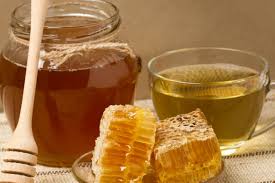 لماذا لايجب إستخدام العسل بالماء الدافئ