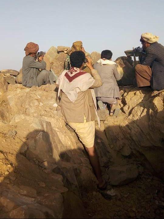 شاهد أبطال حجور بعد تصديهم لهجوم شنه الحوثيون جنوب كشر(فيديو)