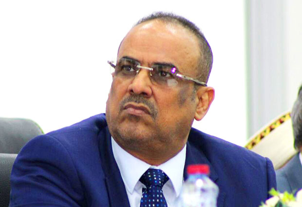 وزير الداخلية يغادر عدن صوب الرياض في مهمة طارئة