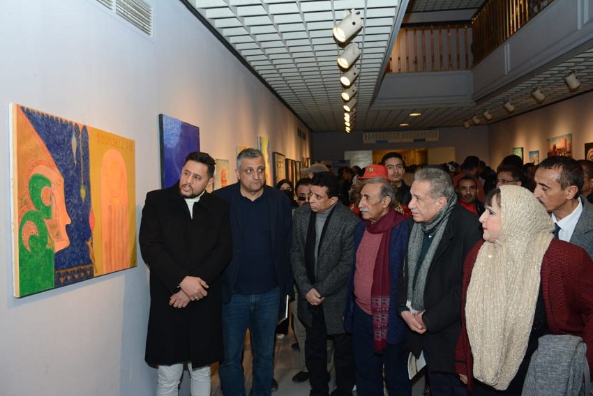 افتتاح معرض"للفن ضوء" في دار الأوبرا المصرية بمشاركة 70 فناناً يمنيا