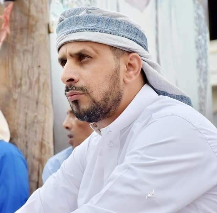 رئيس تنفيذية المجلس الثوري بتعز بليغ التميمي لابناء الحجرية "انزعوا فتيل الفتنة والإحتراب"