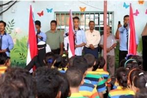 على غرار صرخة الحوثي.. "الإنتقالي" يجبر مدارس عدن على ترديد نشيده الإنفصالي (صورة + تفاصيل)