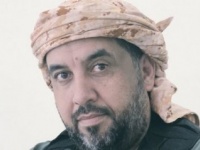 الحوثيون يستهدفون محمد العرب.. وهذا ما فعله