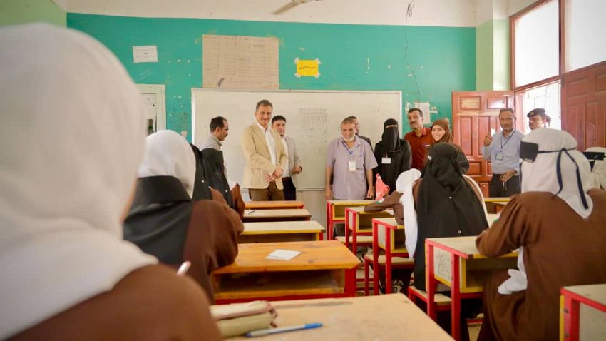 لملس يطّلع على سير العملية الامتحانية في مدارس عدن