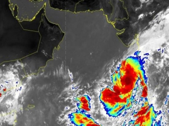 تحذيرات من اضطراب مداري وأمطار متفاوتة الشدة في سقطرى وخليج عدن