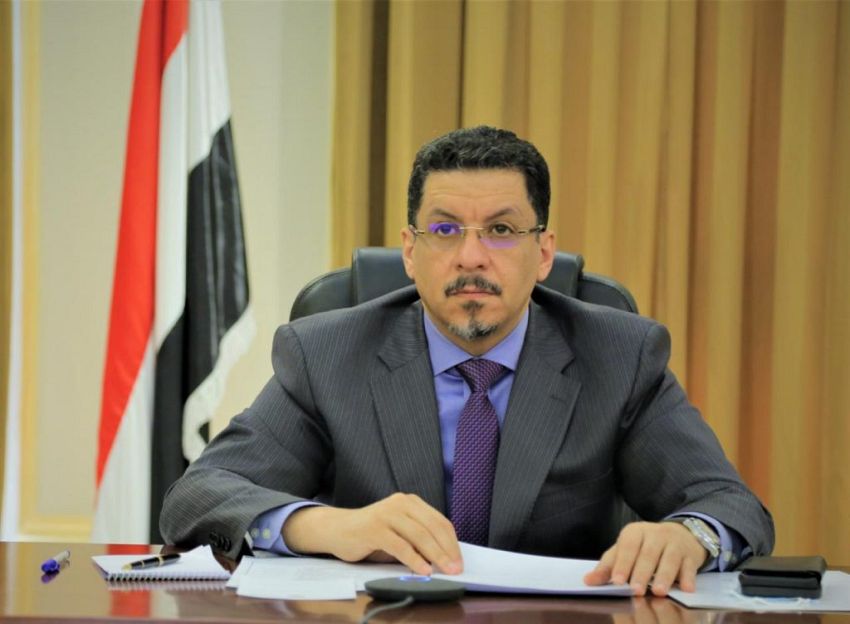 وزير الخارجية يلتقي عبر الاتصال المرئي رؤساء البعثات الأوروبية المعتمدين لدى اليمن