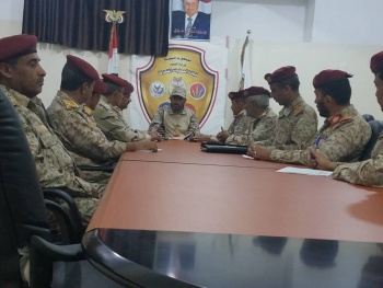 صغير بن عزيز : مليشيا الحوثي المدعومة من إيران في انهيار تام