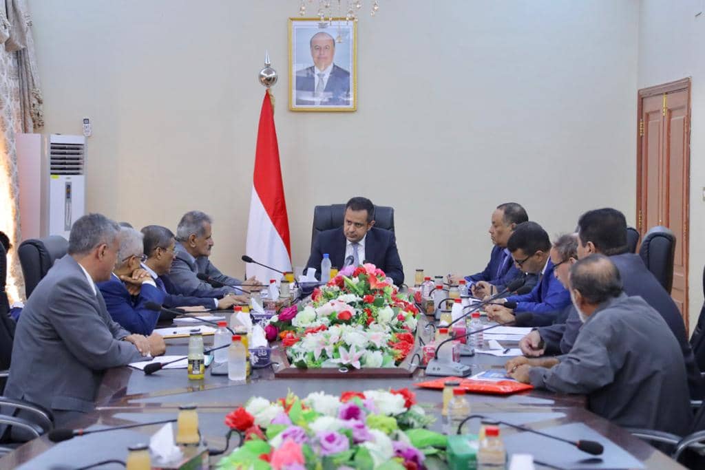 الدكتور معين عبدالملك : المواجهة الفكرية مع مليشيات الحوثي الإنقلابية لا تقل اهمية عن المواجهة العسكرية 