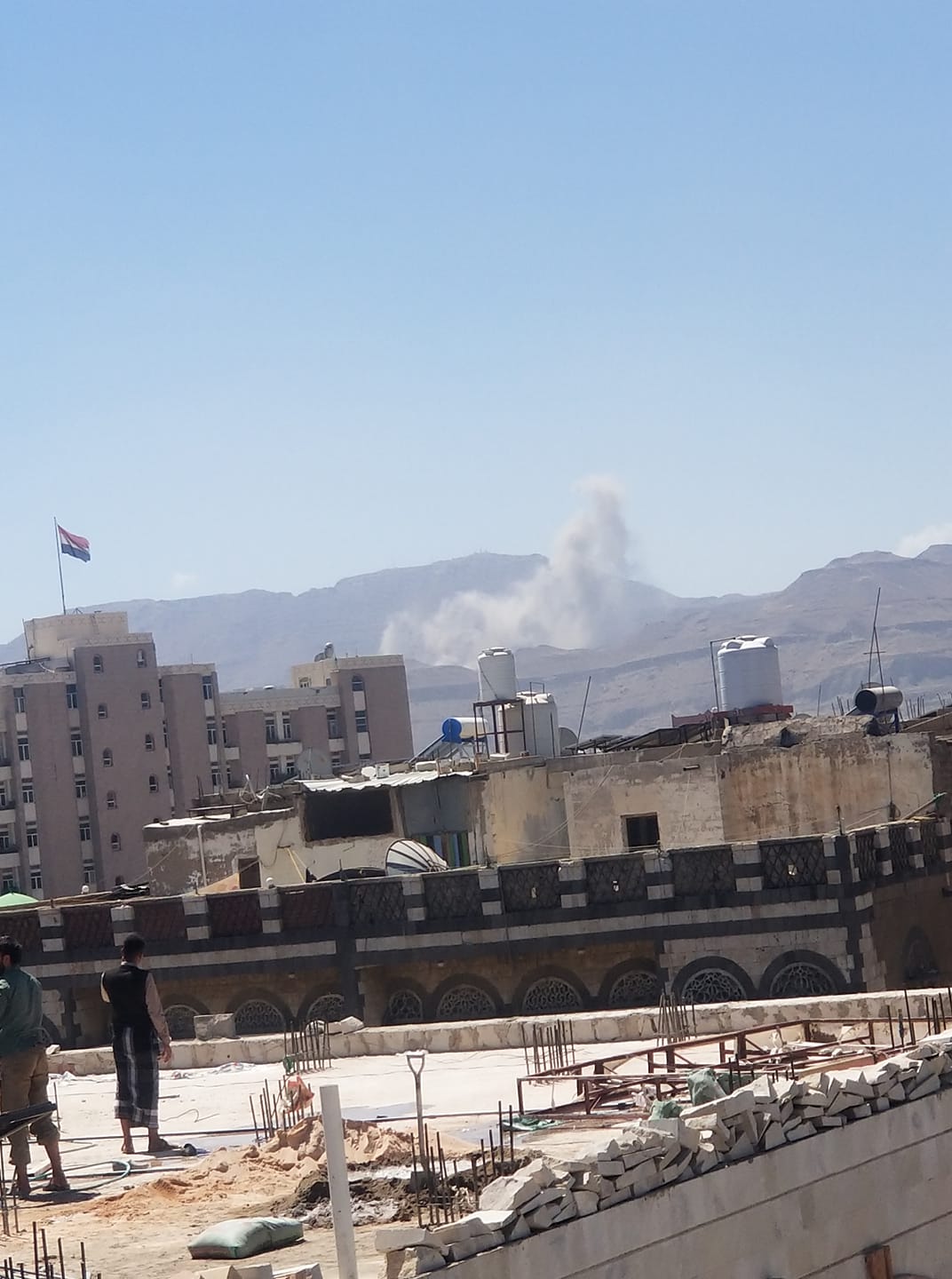 شاهد ماحدث قبل قليل في العاصمة صنعاء