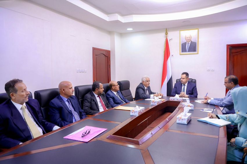 رئيس الوزراء يطلع على سير العمل التعليمي والاكاديمي في جامعة لحج